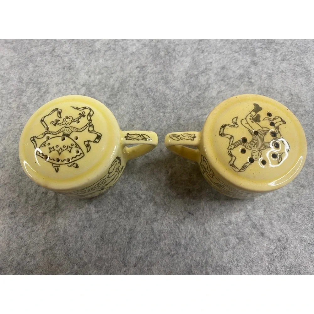 Royal China Bucks County Salt and Pepper Shakers Farmhouse Folk Art Vintage